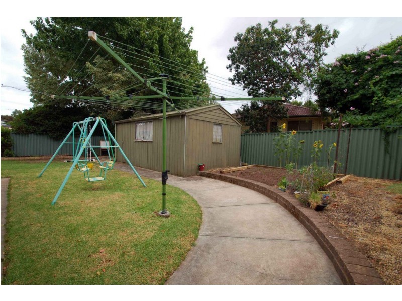 1 Mandalay Drive, Happy Valley SA 5159