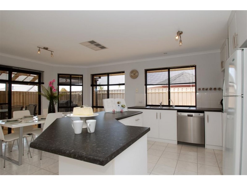 16 Harbour Street, Sheidow Park SA 5158