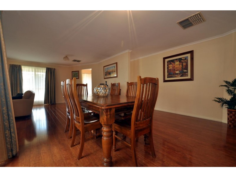 52 Equestrian Drive, Woodcroft SA 5162