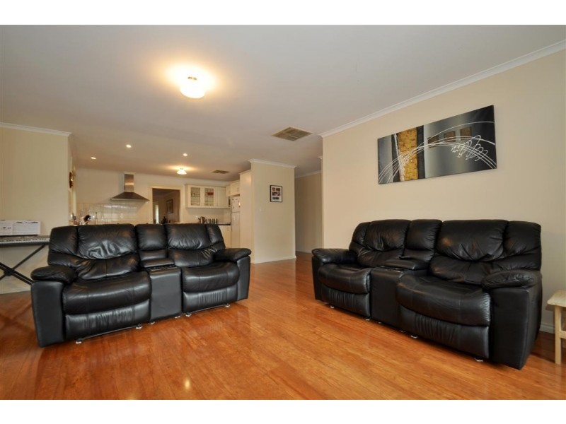 52 Equestrian Drive, Woodcroft SA 5162