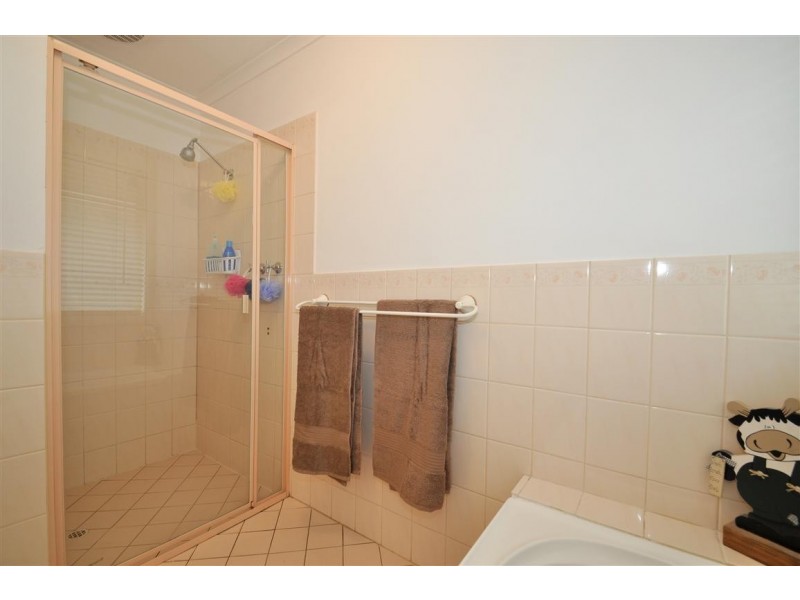 52 Equestrian Drive, Woodcroft SA 5162