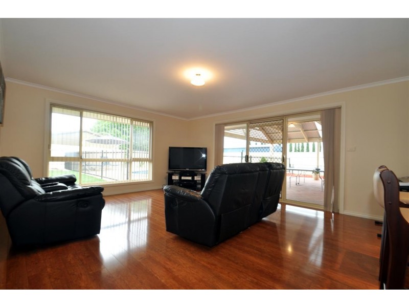 52 Equestrian Drive, Woodcroft SA 5162