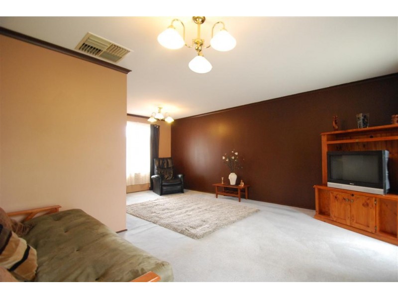 19 Bathbank Crescent, Sheidow Park SA 5158