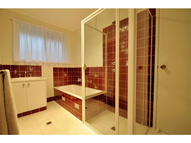 22 Montpelier Street, Woodcroft SA 5162