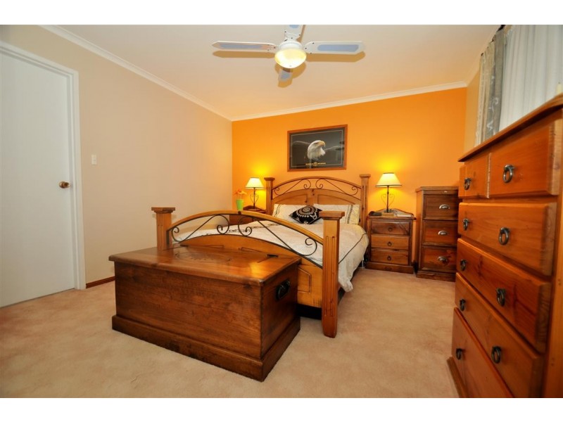 22 Montpelier Street, Woodcroft SA 5162