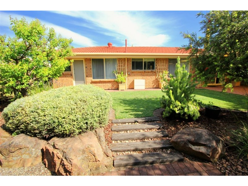 22 Montpelier Street, Woodcroft SA 5162