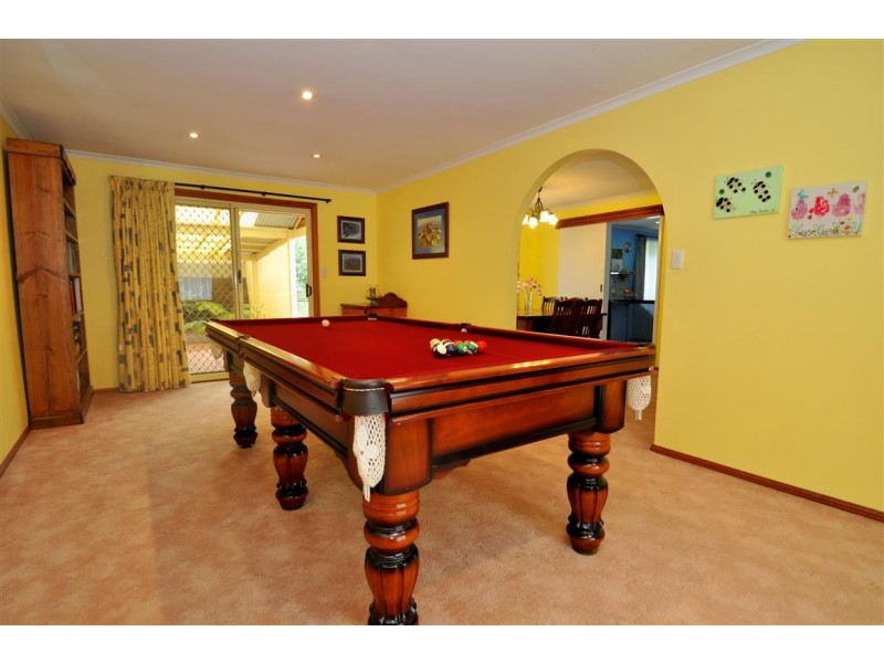 22 Montpelier Street, Woodcroft SA 5162