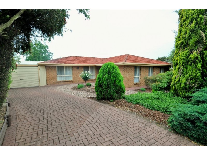 22 Montpelier Street, Woodcroft SA 5162