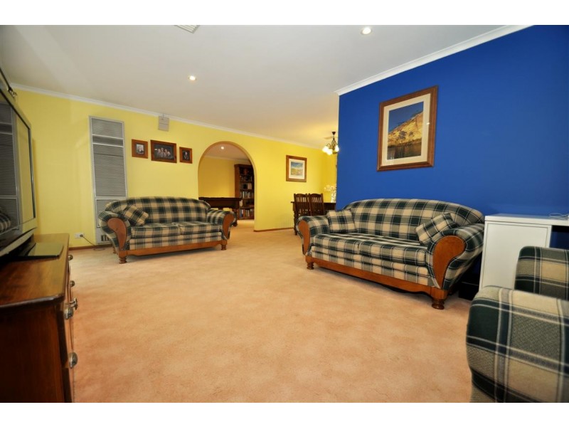 22 Montpelier Street, Woodcroft SA 5162