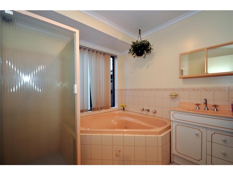 5 Penneys Rise, Onkaparinga Hills SA 5163