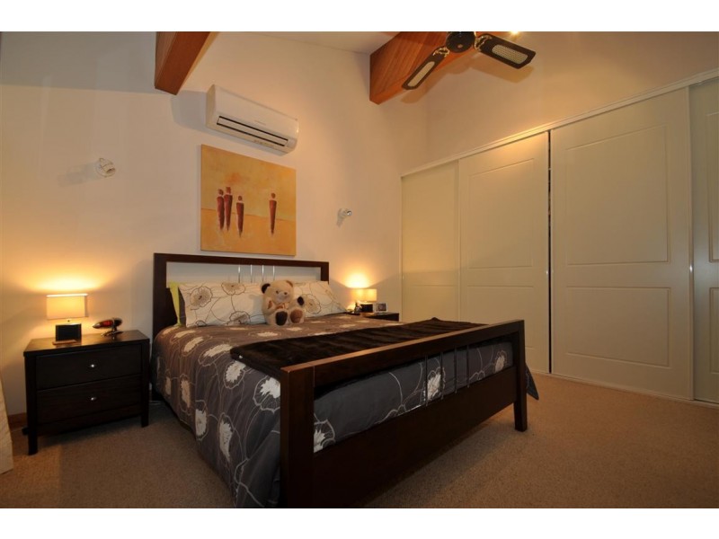 5 Seaview Drive, Happy Valley SA 5159