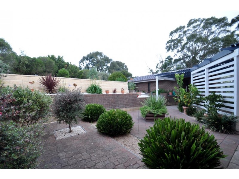 5 Seaview Drive, Happy Valley SA 5159