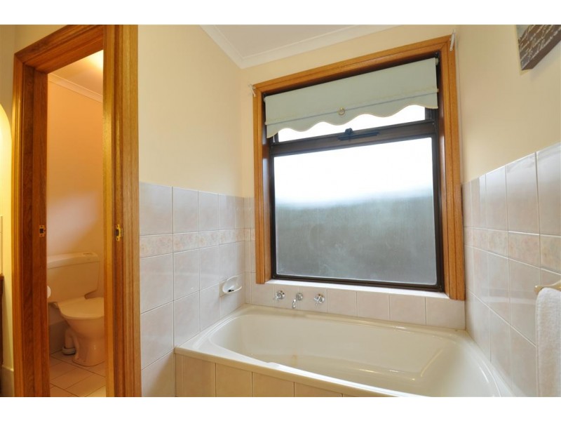 5 Enterprise Drive, Aberfoyle Park SA 5159