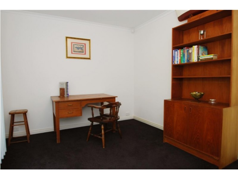 207 Reynell Road, Happy Valley SA 5159