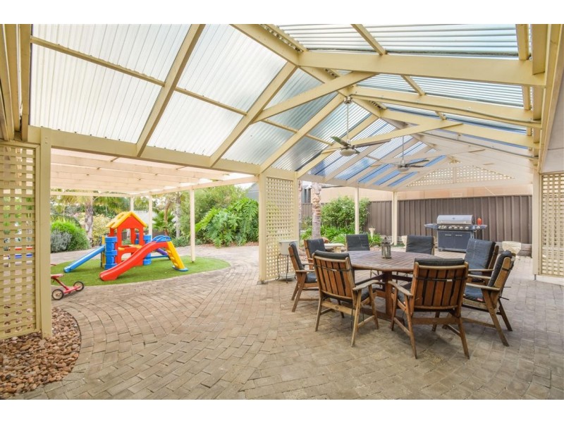 3 Jutland Parade, Woodcroft SA 5162