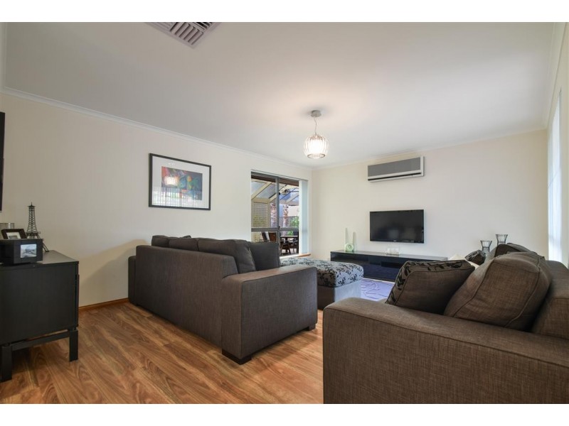 3 Jutland Parade, Woodcroft SA 5162