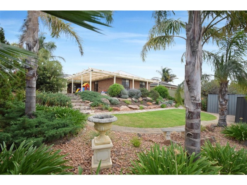 3 Jutland Parade, Woodcroft SA 5162