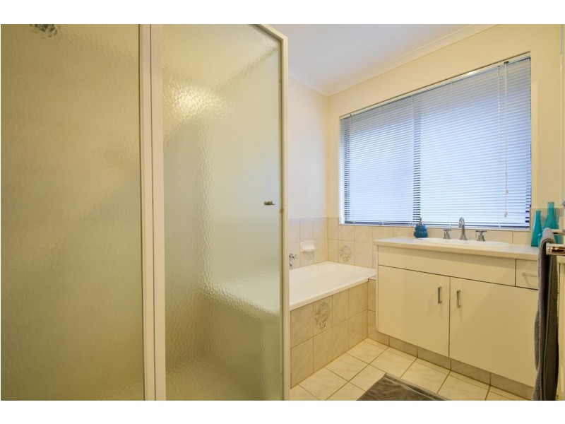 3 Jutland Parade, Woodcroft SA 5162