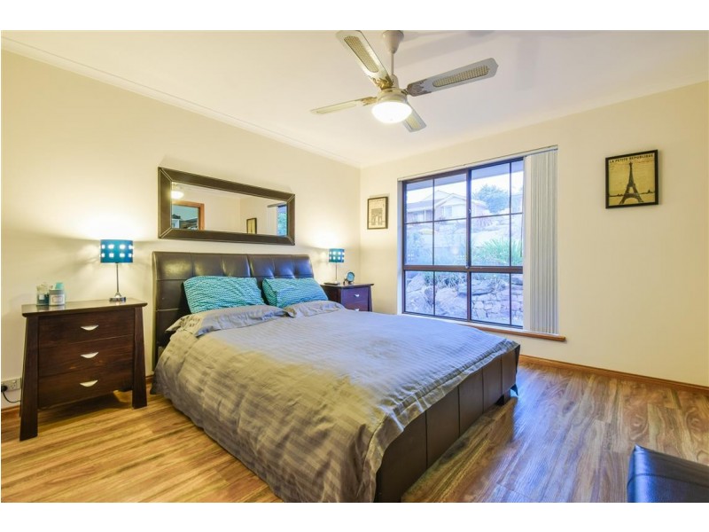 3 Jutland Parade, Woodcroft SA 5162