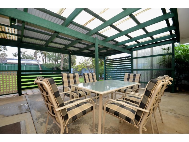 18 Bellavista Rd, Flagstaff Hill SA 5159