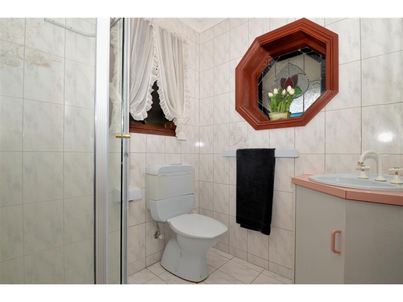 18 Bellavista Rd, Flagstaff Hill SA 5159