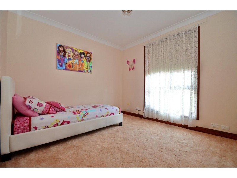 18 Bellavista Rd, Flagstaff Hill SA 5159