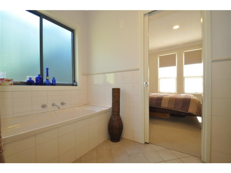 3 Allworth Drive, Happy Valley SA 5159