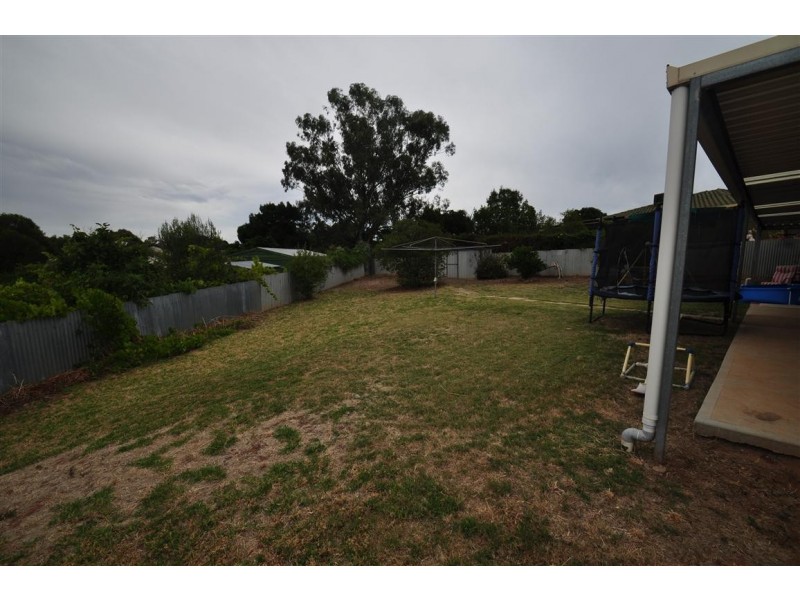 5 Merinda Court, Morphett Vale SA 5162