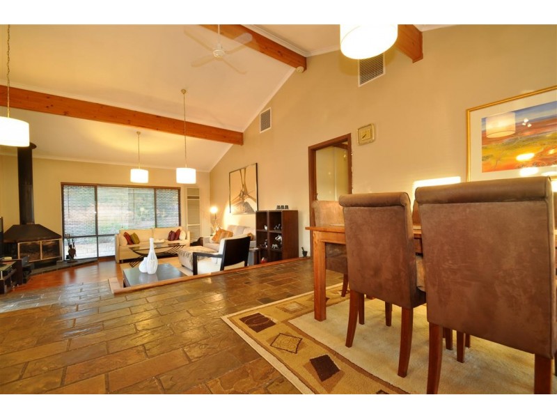 4 Meg Court, Aberfoyle Park SA 5159