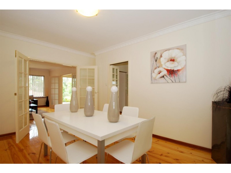 9 Swan Avenue, Happy Valley SA 5159