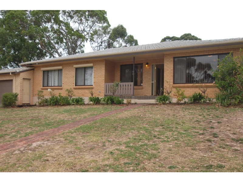 9 Swan Avenue, Happy Valley SA 5159