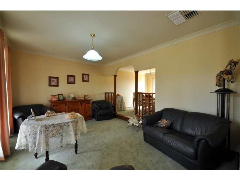 39 Equestrian Drive, Woodcroft SA 5162