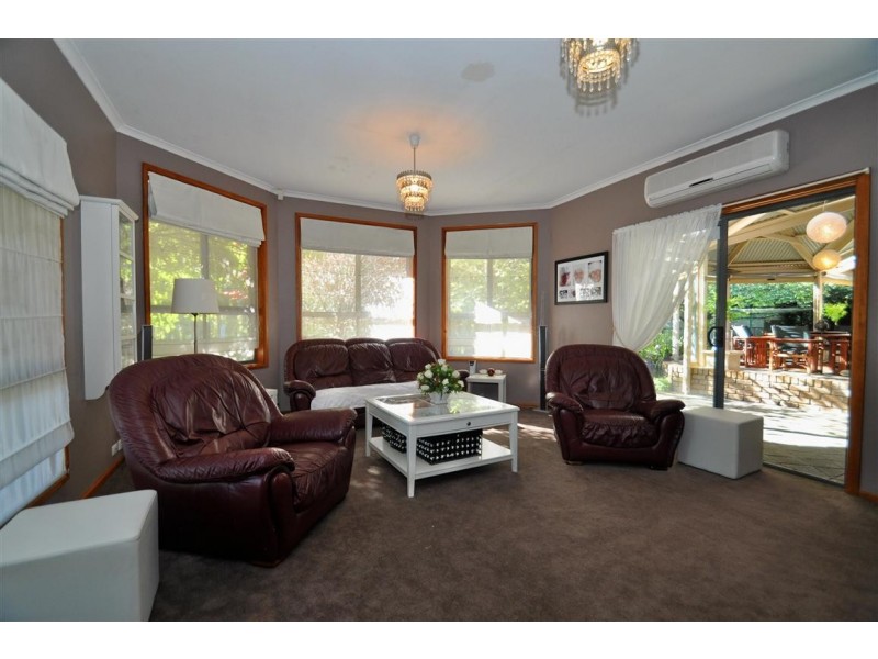 5 Ursula Court, Aberfoyle Park SA 5159