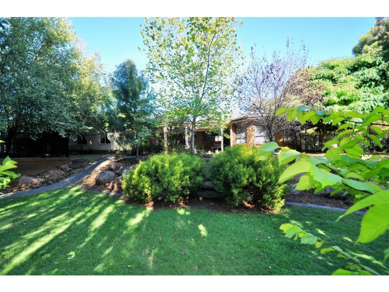 5 Ursula Court, Aberfoyle Park SA 5159