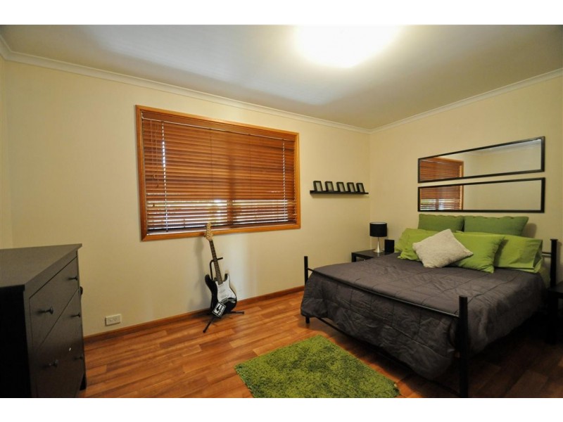 5 Ursula Court, Aberfoyle Park SA 5159