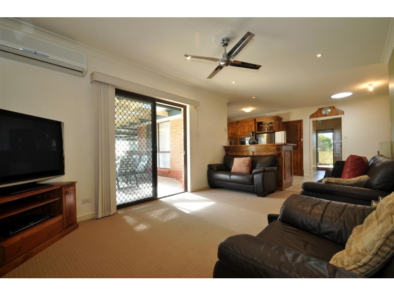 3 Stopel Court, Woodcroft SA 5162