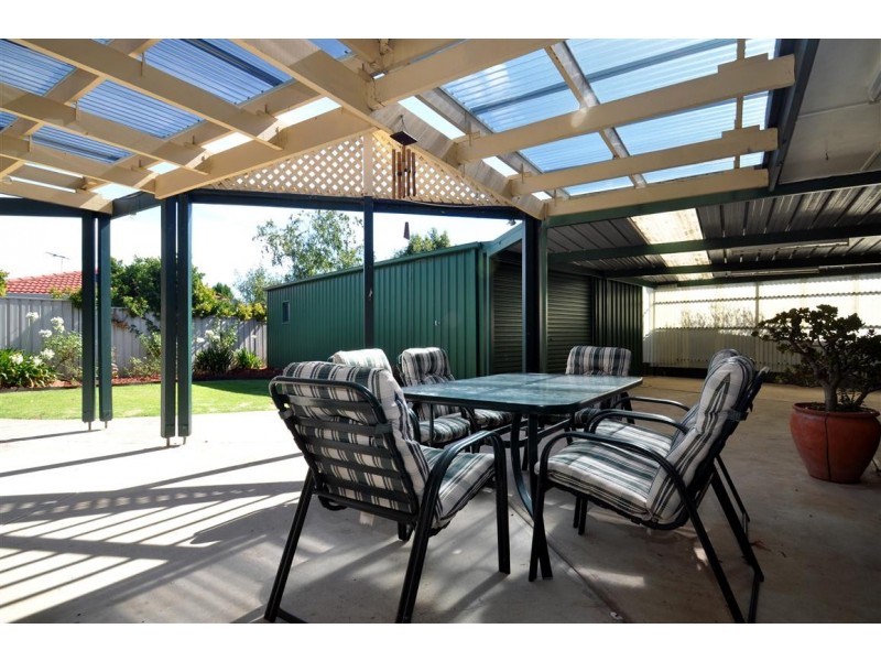 3 Stopel Court, Woodcroft SA 5162