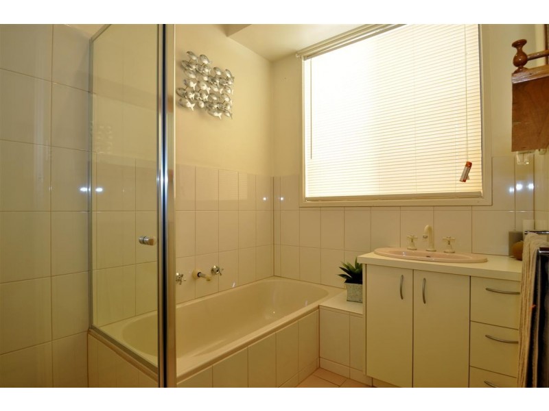 3 Stopel Court, Woodcroft SA 5162