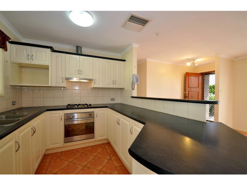 13 Julia Crescent, Woodcroft SA 5162