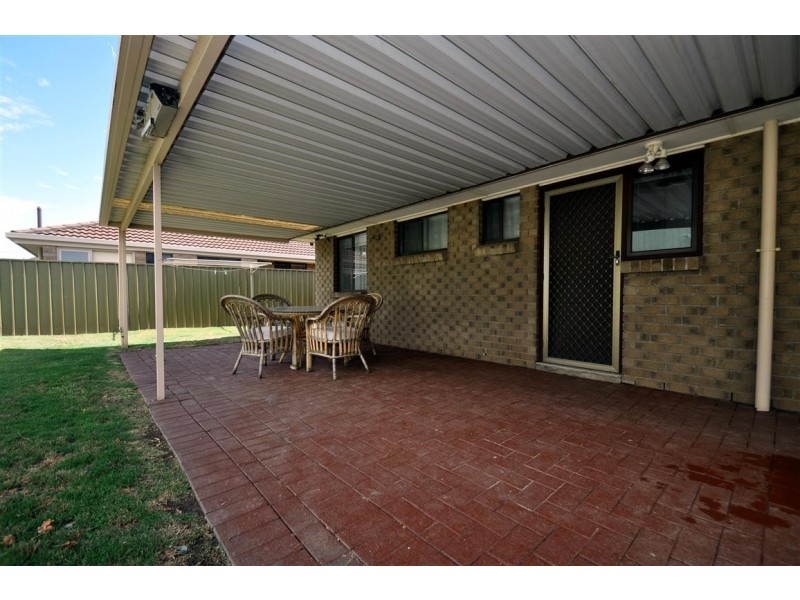 13 Julia Crescent, Woodcroft SA 5162