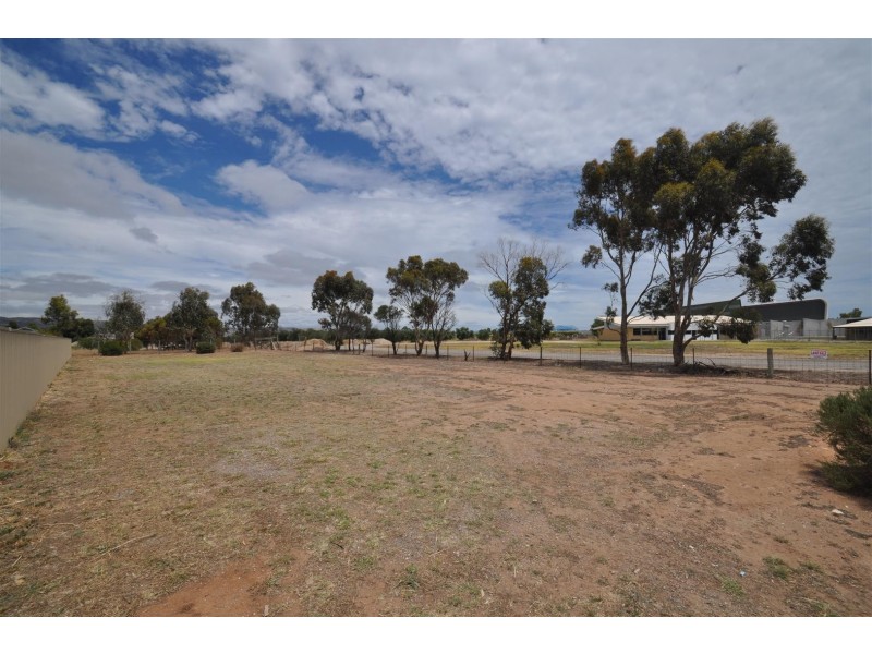 82 How Road, Aldinga Beach SA 5173