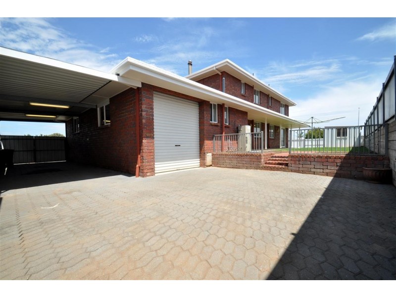 1 Camelia Court, Morphett Vale SA 5162