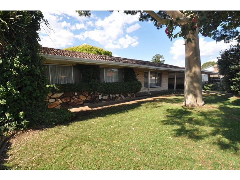 21 Carol Crescent, Morphett Vale SA 5162