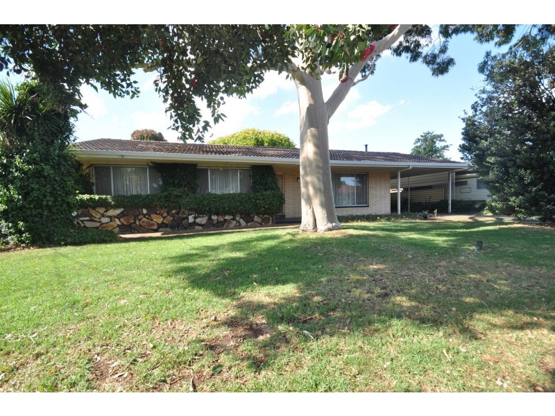 21 Carol Crescent, Morphett Vale SA 5162