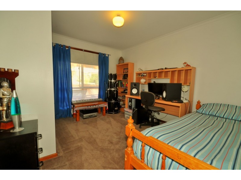 3 Lilac Place, O’halloran Hill SA 5158