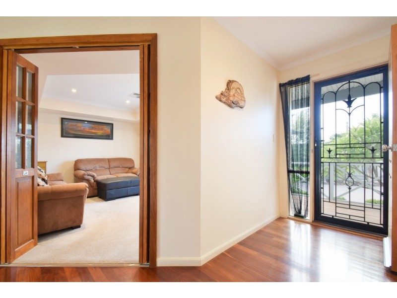 280 Aldinga Beach Rd, Aldinga Beach SA 5173