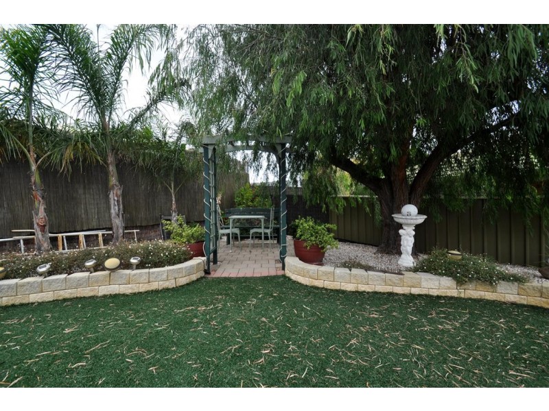 12 Vennachar Drive, Hallett Cove SA 5158