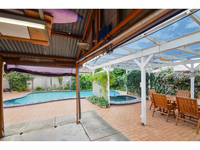 17 Lyndhurst Road, Seaford SA 5169