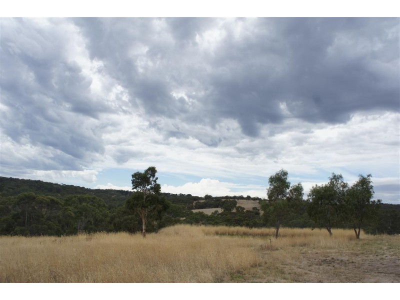 303 Upper Penneys Hill Road, Onkaparinga Hills SA 5163