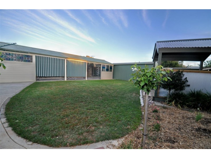 29 Nedland Crescent, Port Noarlunga South SA 5167
